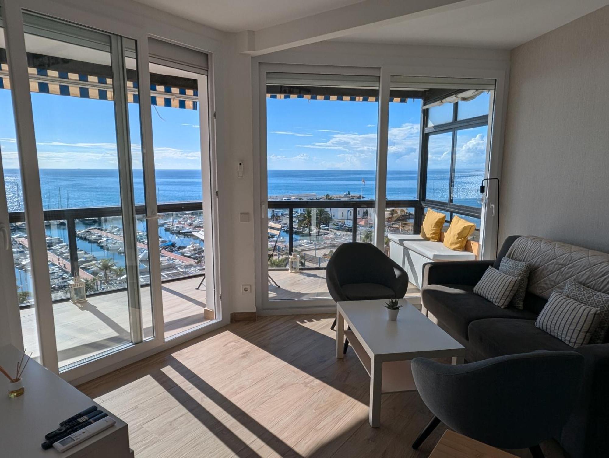 Waterfront In Heart Of Paseo Maritimo - Marbella! * Marbellac